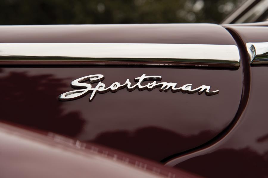  Ford DeLuxe Sportsman 1947 года  (фото 19 из 25)
